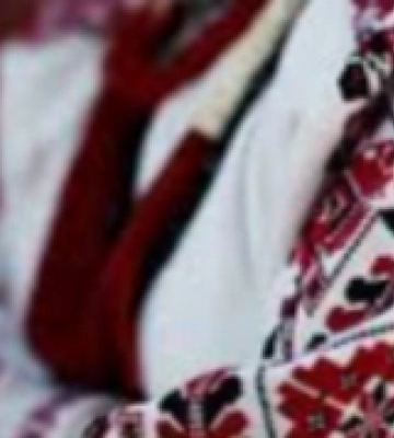 Вишиванка –  традиція чи модна забаганка: школярка з Вараша дослідила історію краю на основі колекції вишитих сорочок. ВІДЕО