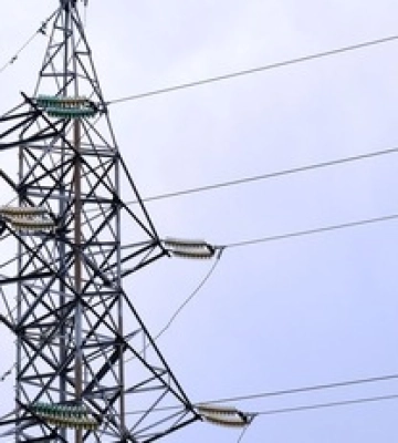 На Херсонщині окупанти підривають опори ЛЕП: у людей зникли світло та вода
