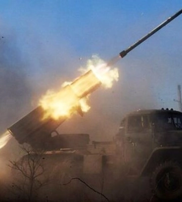 Ворог вночі знову тероризував Нікопольський район Дніпропетровщини