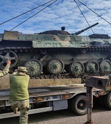 Криворізькі тероборонівці показали трофейну техніку