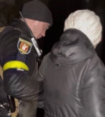 Луцькі патрульні доправили додому літню жінку, яка згубилась