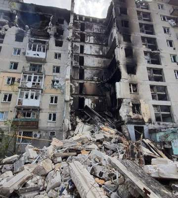 У Сєвєродонецьку росіяни вилучили зі стихійних поховань 396 тіл жертв своєї агресії - Гайдай