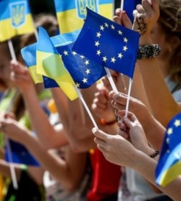 Російськомовні та україномовні громадяни по-різному бачать майбутнє України: опитування