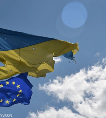 Соціологи дізнались, що допомагає українцям «тримати стрій» під час війни