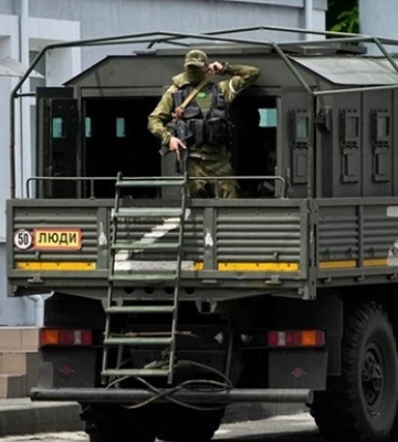 Россияне вывозят с Херсонщины окна и бытовую технику - ГУР