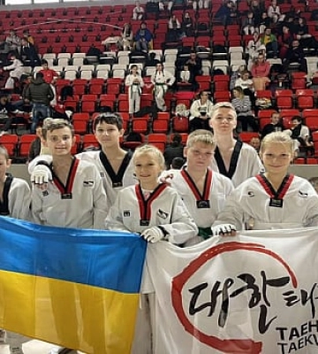 Криворожские спортсмены завоевали награды на Международном турнире по тхэквондо