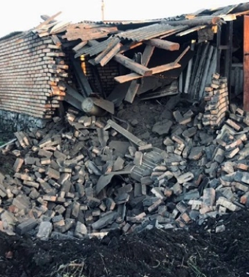 Росіяни вдарили по Нікопольському району: пошкоджено будинки та підприємство
