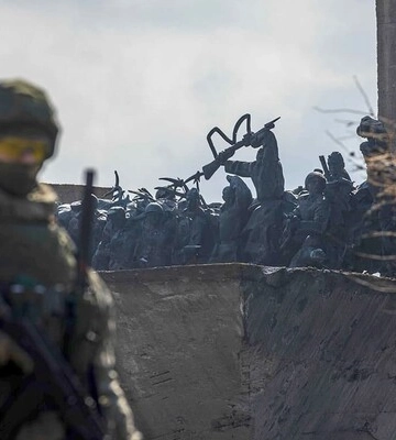 «У Запорізькій області окупанти перетворюють школи на казарми» — ЦНС