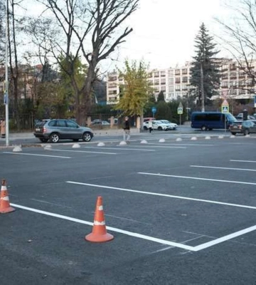 На вулицях Чернівців облаштували ще шість платних парковок