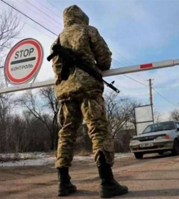 На Запоріжжі загарбники хочуть запровадити «візовий режим» з Україною
