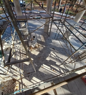 У львівському парку почали реставрувати історичну ротонду