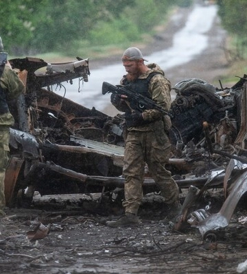 Росіяни на Донеччині обстріляли ракетами з Су-25 свої ж позиції