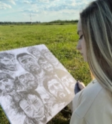 У Луцьку запрошують на благодійну виставку та поетичний перформанс. АНОНС
