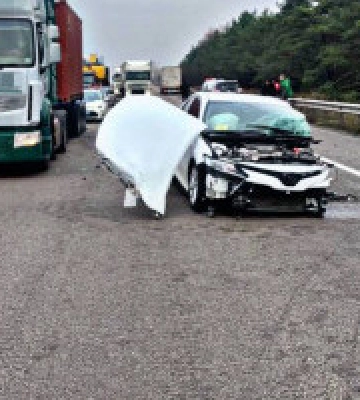 Водіїв попередили про ускладнення руху на ділянці дороги поблизу села Мала Олександрівка на Київщині через ДТП