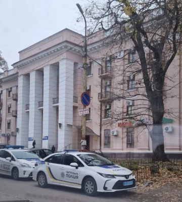 У Дніпрі в готелі «Південний» чоловік зі зброєю у стані сп’яніння влаштував дебош