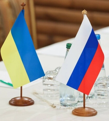 У МЗС РФ заявили, що Москва більше не висуває попередніх умов для переговорів з Україною