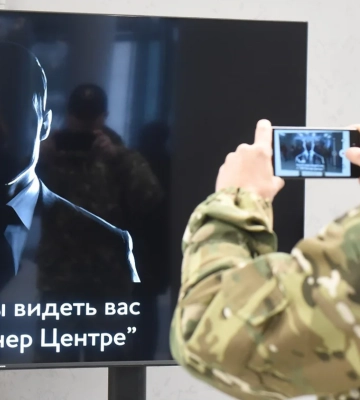 &quot;Группа Вагнера&quot; взялась за детей: наемники читают им лекции о войне в Украине (фото, видео)