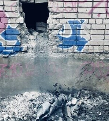 Влучання у багатоповерхівки: ворог продовжує тероризувати Нікополь
