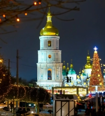 Київ: петиція із закликом не встановлювати святкову ялинку набрала мінімум голосів для розгляду