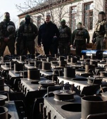 Бригаді ТРО, яка готується до наступу на Півдні, передали генератори та буржуйки. ФОТОрепортаж