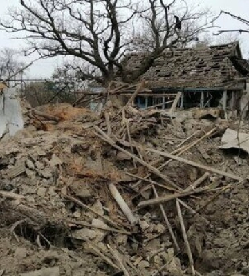 Окупанти вдарили по Нововоскресенському на Херсонщині, влучання у житловий будинок, є жертви. ФОТО
