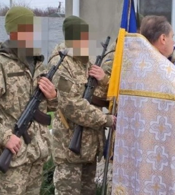 В девяти епархия священники УПЦ отпели украинских воинов
