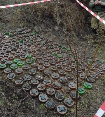 На Харківщині працівники дорожньої служби підірвались на міні