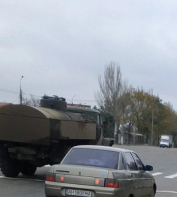 В Мариуполе фиксируют очередное перемещение военной техники рф
