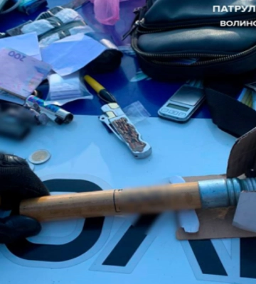 У Луцьку на Дубнівській спіймали водія під наркотиками