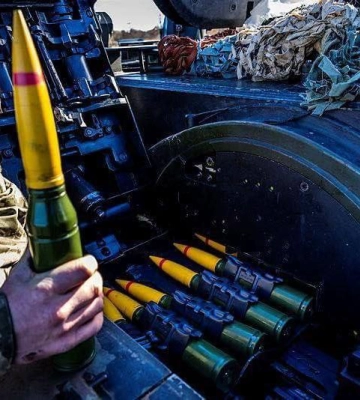 Зеленский создал четыре военных администрации в Херсонской области
