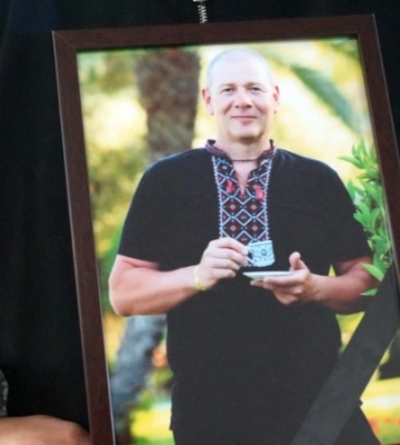 Позивний – «Препод». У Дніпрі попрощалися із загиблим воїном, викладачем і винахідником Андрієм Жидковим
