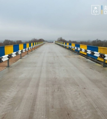 На Сумщині відновили один з найбільших мостів, який підірвали, щоб зупинити наступ Росії