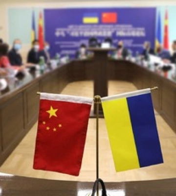 Чекають на зручний момент: дипломат про роль Китаю у війні Росії та України