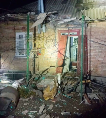 В результате обстрелов в Никополе пострадала женщина, повреждены 10 домов – глава Днепропетровской ОВА