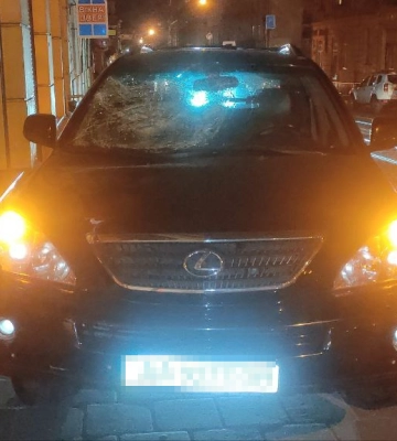 Lexus у Львові на смерть збив пішохода