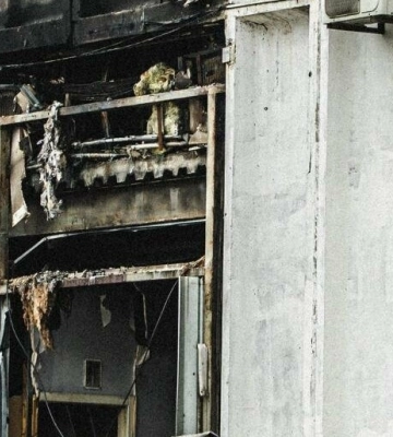 Атака дронами Дніпра: як &quot;Нова пошта&quot; вчинить із посилками, які зруйнувались