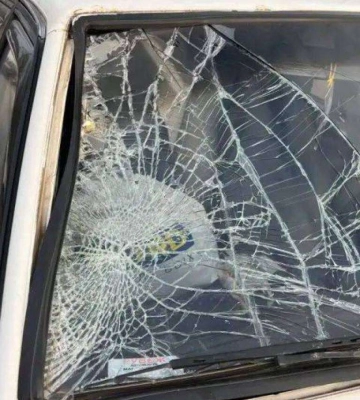 Війська РФ обстріляли Нікопольський район Дніпропетровщини: поранено людину, є руйнування будинків та комунікацій