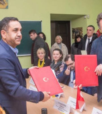 Туреччина допоможе у відновленні корпусу КНУ ім. Тараса Шевченка