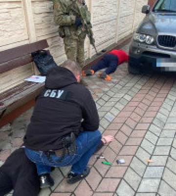 У Києві правоохоронці викрили чергову схему незаконного перетину державного кордону