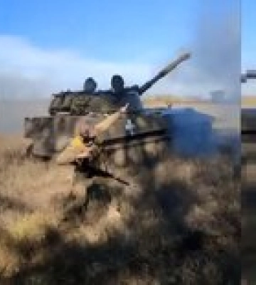 Украинская артиллерия разбила позиции россиян в Херсонской области – видео