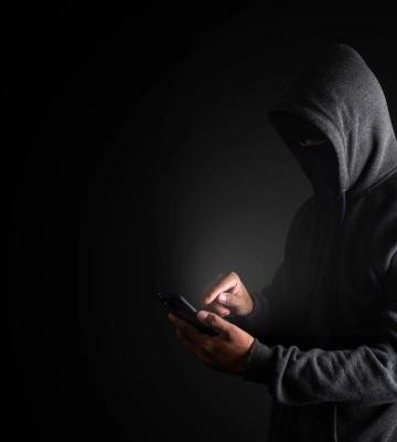 В Києві за час війни відкрили 6 тисяч справ про шахрайство: які нові схеми з'явилися