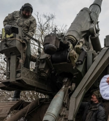 Росія оголосила, що залишає Херсон. Що відбувається у місті?