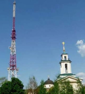 Россияне перед отступлением взорвали котельные и телецентр в Херсоне, – СМИ