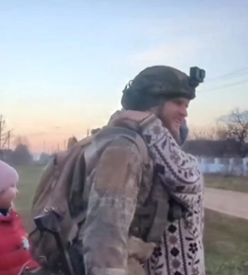 З&#039;явилося зворушливе відео зустрічі визволителів