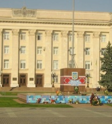 Освобождение Херсона: в центре города уже вывесили украинский флаг, фотофакт