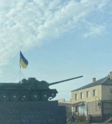 ЗСУ звільнили ще один великий населений пункт під Херсоном: фото та карта
