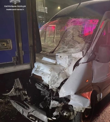 Два Mercedes зіткнулися на об&#039;їзній дорозі Львова