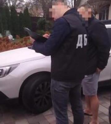 &quot;Зловживання владою&quot;: працівникам Полтавської митниці повідомили про підозру