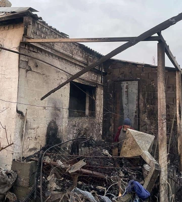 У Новокодацькому районі Дніпра згоріла прибудова до будинку