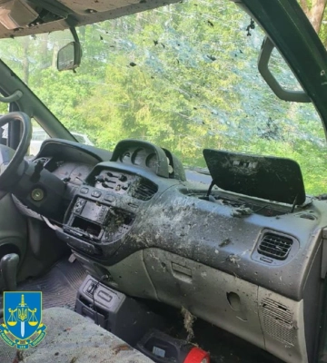 На Львівщині підірвали автомобіль з чотирма людьми: справу передано до суду